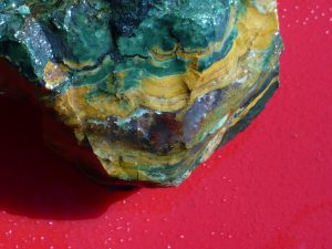 Полускъпоценният камък-Орфеевия камък, удължава живота